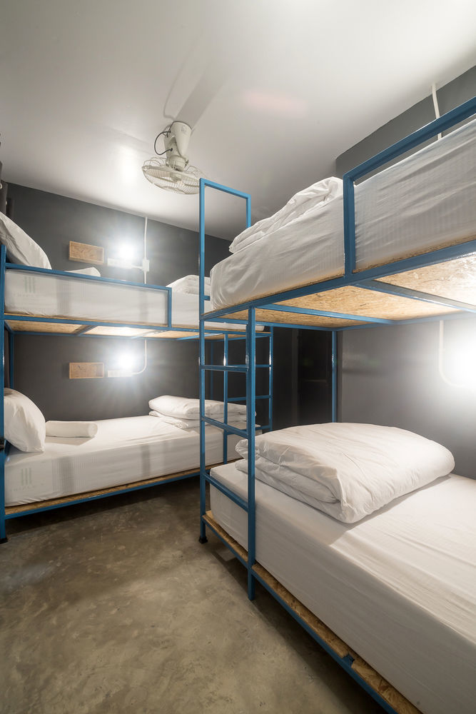 Bed Hostel Phuket Exterior photo